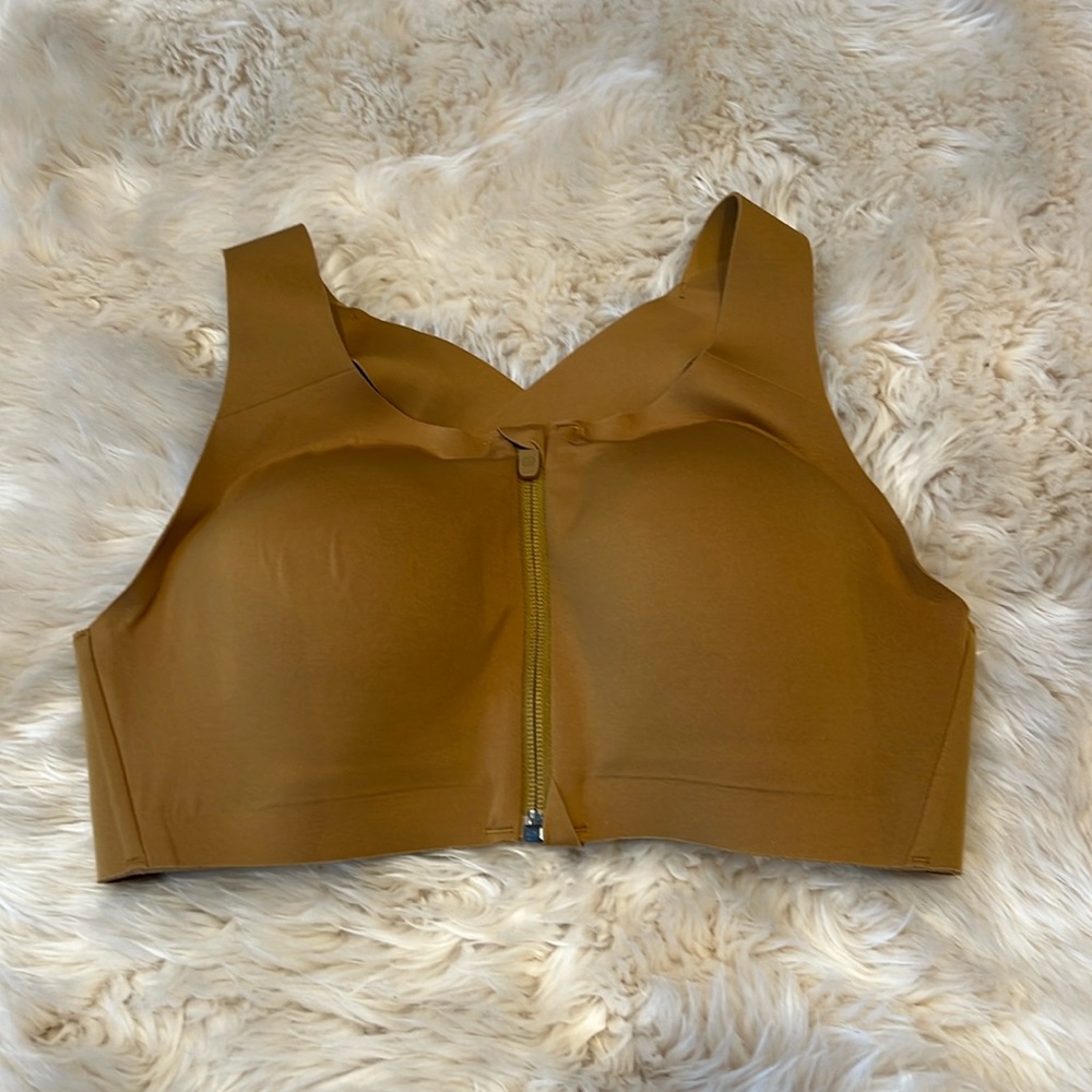 Lululemon Enlight Sports Bra